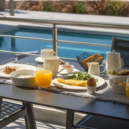 Thiopetra * Triovasálos