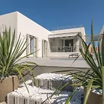 Villa Thiopetra Triovasálos