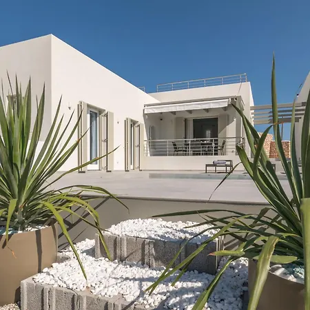 Villa Thiopetra Triovasálos