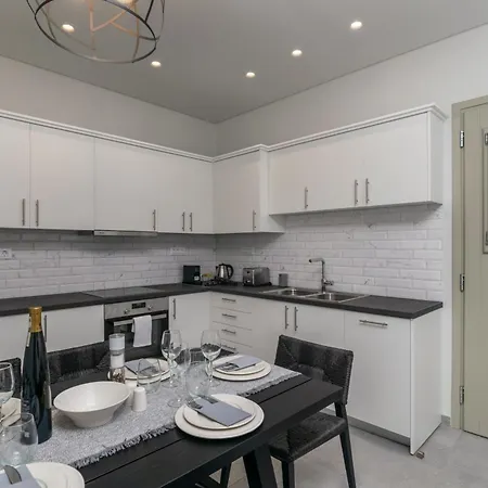 Thiopetra Villa Triovasálos